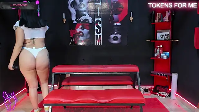 Jacki Fire online show from June 27, 2:06 am