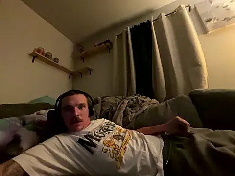 AverageMaleJay online show from January 10, 5:25 am