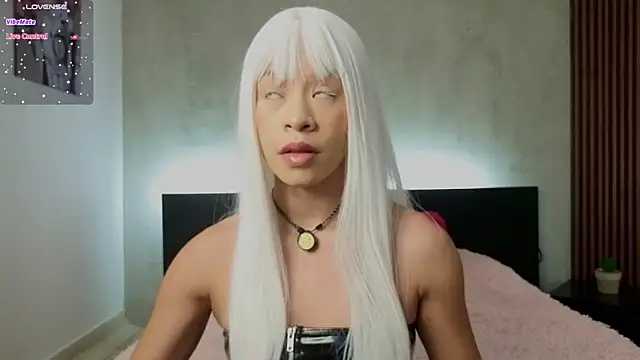 kimhilton  online show from February 25, 4:01 am