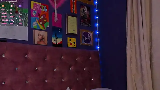 kimhilton  online show from March 8, 3:43 am