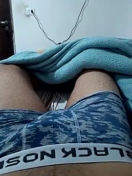 Snapshot of _Mudinho_ chatting on October 4, 4:03 am  Mudinho  online show from October 4, 4:03 am