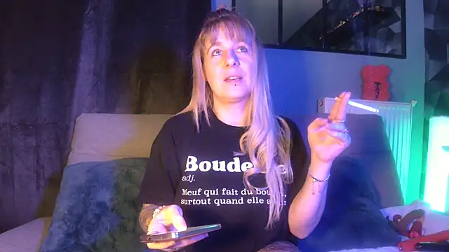 Delichieuse5 online show from February 19, 8:41 pm