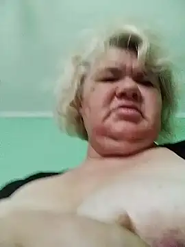 LusiyaGold5 online show from November 4, 7:34 am