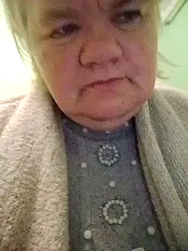 LusiyaGold5 online show from November 20, 10:31 pm