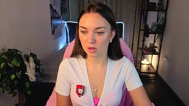 Madison Golden online show from November 2, 11:37 am