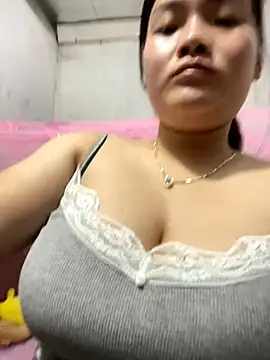 Beautiful-light22 online show from November 10, 4:17 am