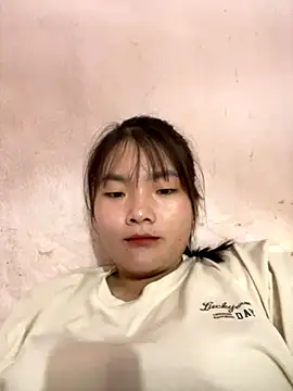 Beautiful-light22 online show from October 23, 2:10 am