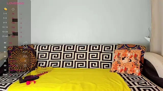 Amalia Mio online show from November 27, 8:04 am