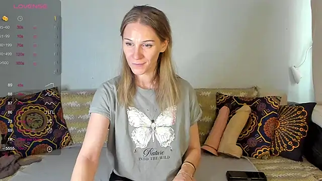 Amalia Mio online show from October 29, 8:02 am