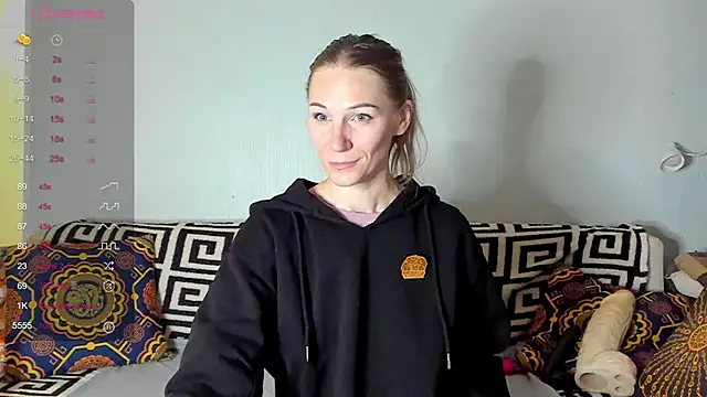 Amalia Mio online show from October 12, 11:50 pm