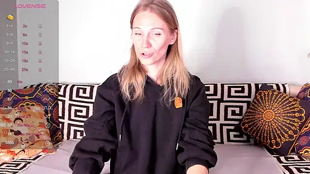 Amalia Mio online show from October 11, 8:04 am