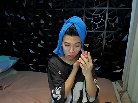 Snapshot of Yourdreamgoddess chatting on June 5, 8:47 pm Yourdreamgoddess online show from June 5, 8:47 pm
