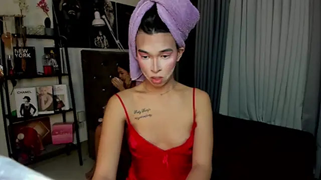 Yourdreamgoddess online show from October 14, 5:24 pm
