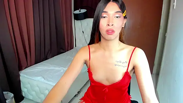 Yourdreamgoddess online show from October 15, 6:27 pm