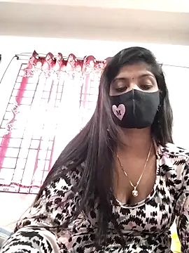 Snapshot of Queen-Any chatting on November 12, 2:48 am Queen-Any online show from November 12, 2:48 am