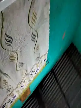 Snapshot of shyhotpinay_32 chatting on November 19, 8:20 pm shyhotpinay 32 online show from November 19, 8:20 pm