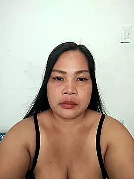 shyhotpinay 32 online show from January 18, 1:31 am