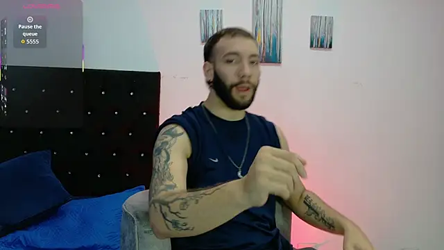 angel kyrozz online show from April 2, 7:09 pm