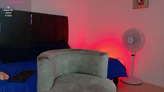 angel kyrozz online show from February 25, 6:41 pm