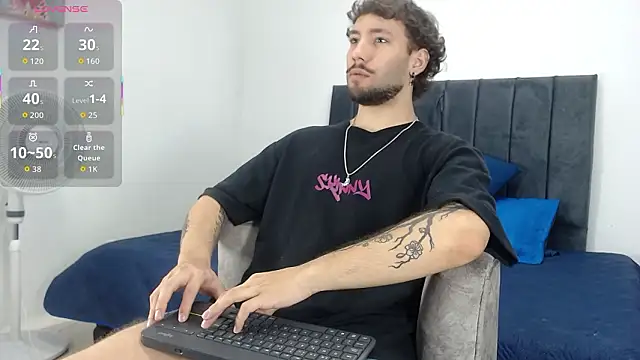 angel kyrozz online show from February 13, 7:03 pm