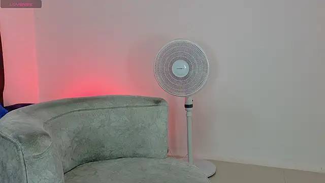 angel kyrozz online show from March 13, 7:19 pm