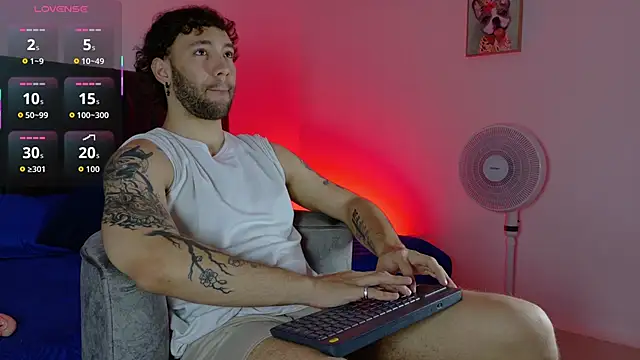 angel kyrozz online show from March 4, 6:37 pm