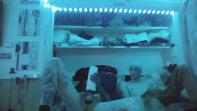 SWAGGDaddy93 online show from April 8, 7:32 am