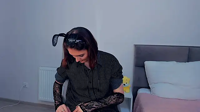 Snapshot of LorrieDegonia chatting on October 7, 4:13 am LorrieDegonia online show from October 7, 4:13 am