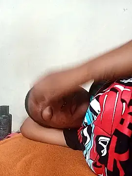 FreakieKay online show from October 28, 1:43 pm