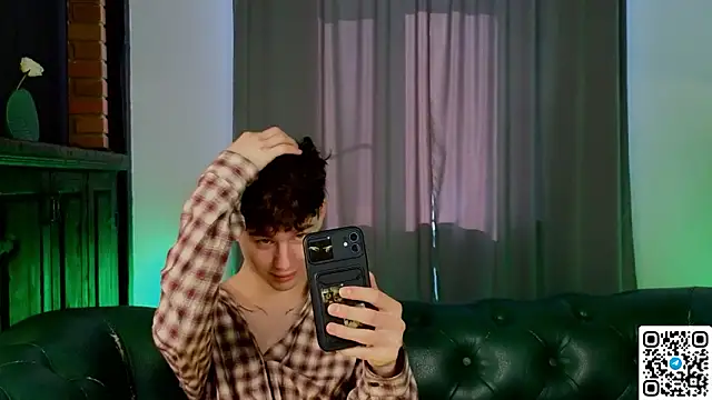 Cute Mike online show from March 17, 3:42 am