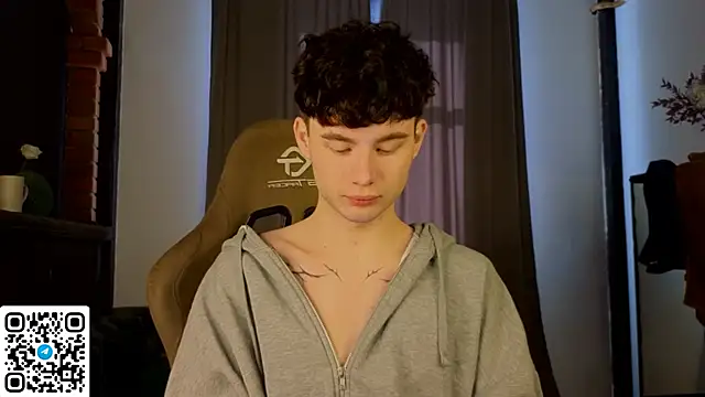 Cute Mike online show from March 9, 4:49 am