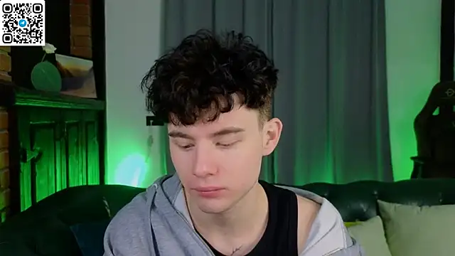 Cute Mike online show from February 28, 12:27 pm