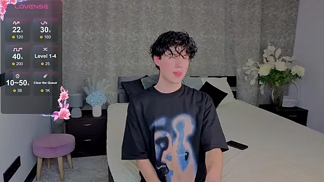 Cute Mike online show from November 28, 7:58 pm