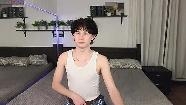 Cute Mike online show from January 14, 4:32 pm