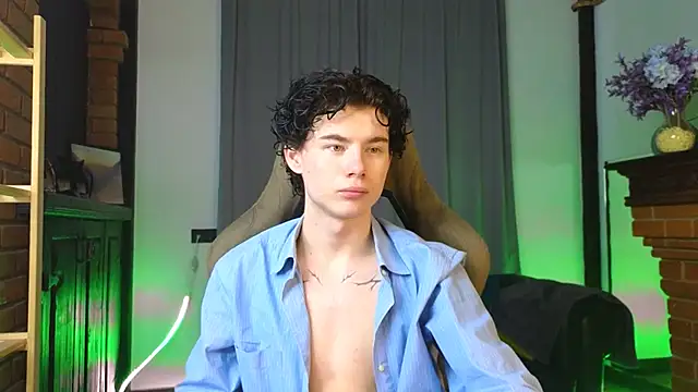 Cute Mike online show from February 15, 9:52 am