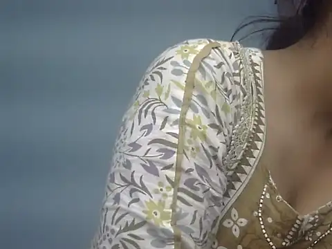 Joya 7 online show from December 16, 5:00 am