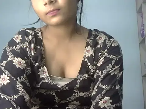 Joya 7 online show from October 31, 4:20 am