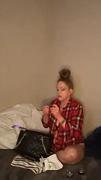 amandatheblondewife online show from February 12, 5:18 am