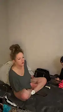 amandatheblondewife online show from February 9, 10:13 am