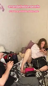 amandatheblondewife online show from April 7, 10:17 am