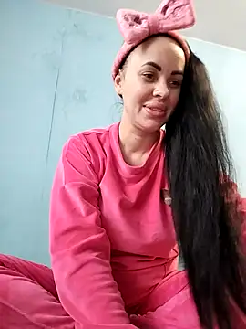 Snapshot of Stefaniyaxq chatting on December 1, 11:22 am Stefaniyaxq online show from December 1, 11:22 am