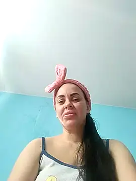 Snapshot of Stefaniyaxq chatting on November 14, 10:52 am Stefaniyaxq online show from November 14, 10:52 am