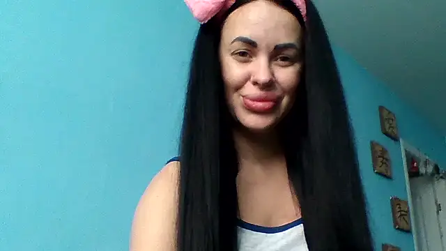 Snapshot of Stefaniyaxq chatting on October 6, 8:04 am Stefaniyaxq online show from October 6, 8:04 am