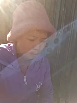 miomio-12 online show from February 6, 8:32 am