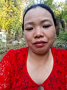 Snapshot of miomio-12 chatting on October 19, 9:45 am miomio-12 online show from October 19, 9:45 am