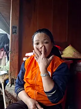 miomio-12 online show from February 25, 12:55 am