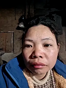 Snapshot of miomio-12 chatting on November 18, 10:34 pm miomio-12 online show from November 18, 10:34 pm