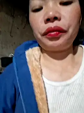 Snapshot of miomio-12 chatting on November 15, 4:49 am miomio-12 online show from November 15, 4:49 am