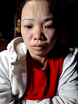 Snapshot of miomio-12 chatting on November 4, 9:40 pm miomio-12 online show from November 4, 9:40 pm