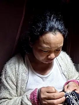 miomio-12 online show from February 22, 1:24 pm